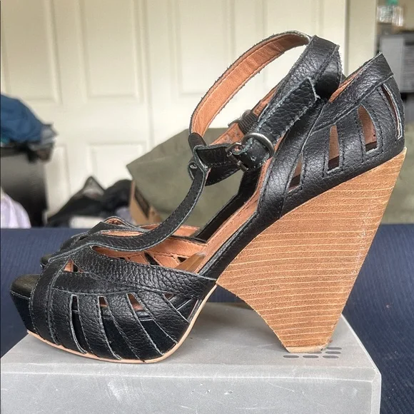Lucky Brand “Randy” Black Strappy Heels - Picture 4 of 12